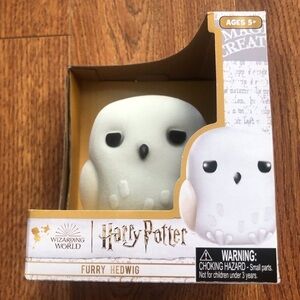 Harry Potter: Furry Hedwig vinyl figure